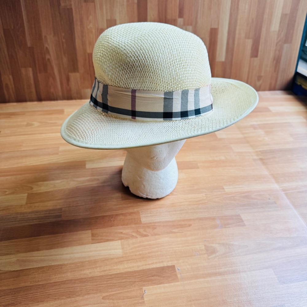 Summer hat with plaid trim - Picture 5 of 13